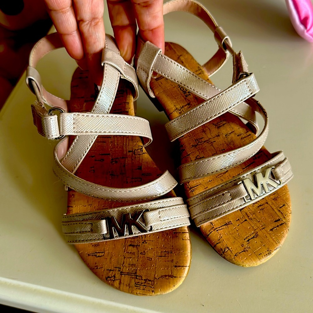 Summer sandals